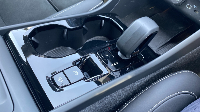Volvo XC40 2.0 B3P Plus Dark 5dr Auto Petrol Estate